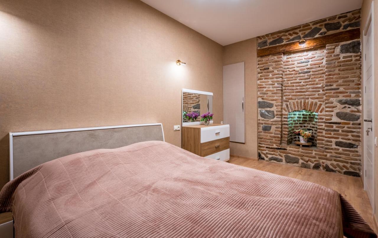 Sololaky Wall Tbiliszi Kültér fotó